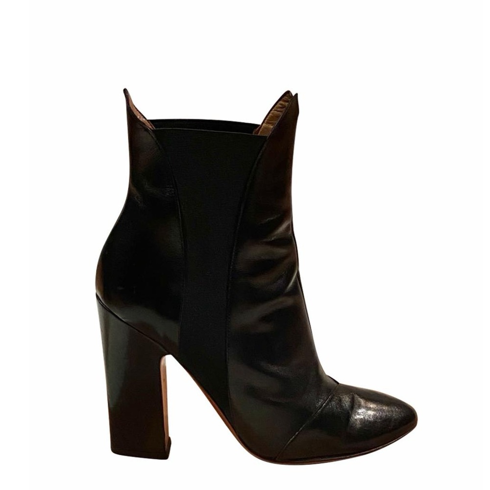 ALAIA Leather Booties